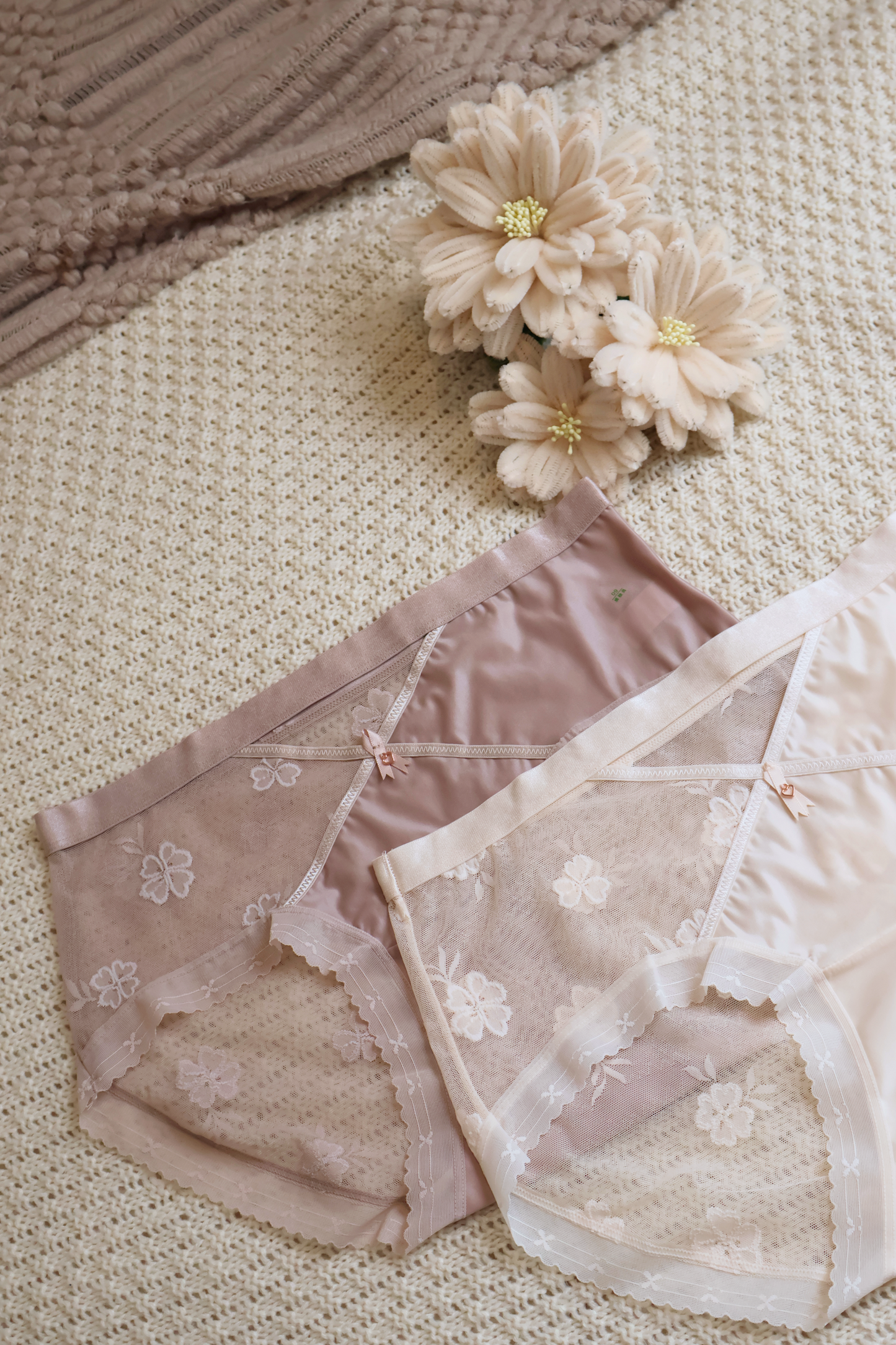 Lucky Lace Panties (Set of 4)